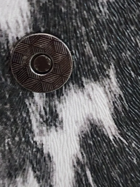 NWT Sam & Hadley Cowhide & Embossed Leather Crossbody w/ Turquoise Accents Black - Picture 7 of 12